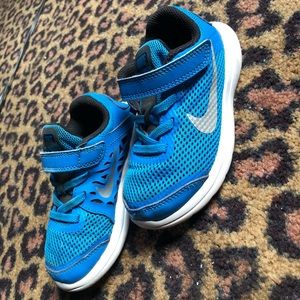 Nike flex shoes size 9c